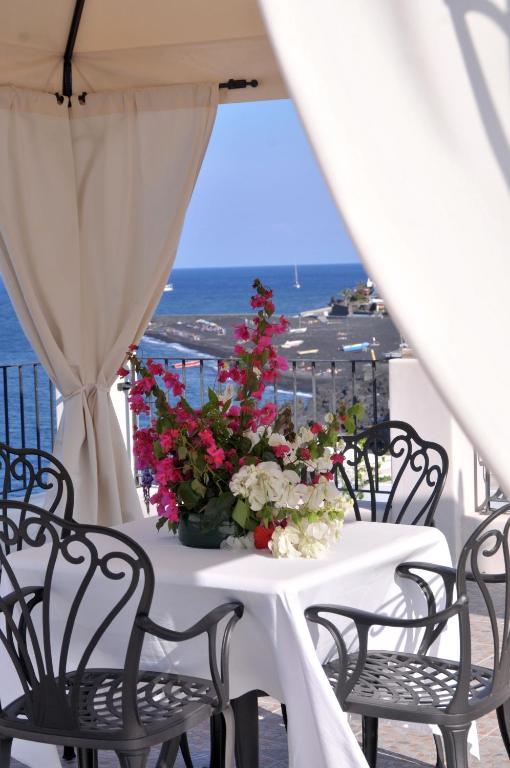 Villaggio - Isola Di 3* Stromboli