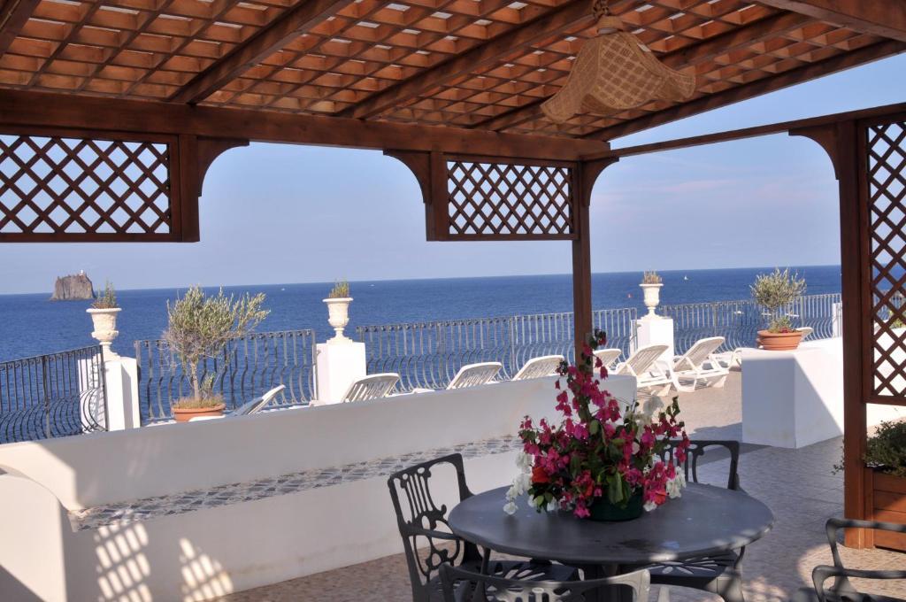 Hotel Villaggio - Isola Di Stromboli